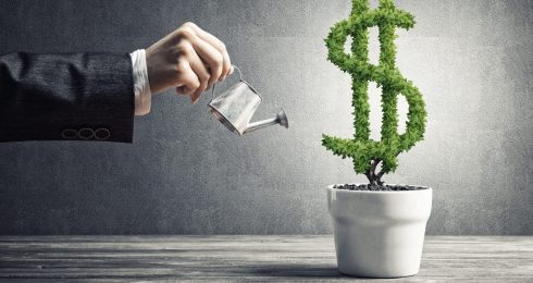 Is Now the Right Time to Invest During Economic Uncertainty?